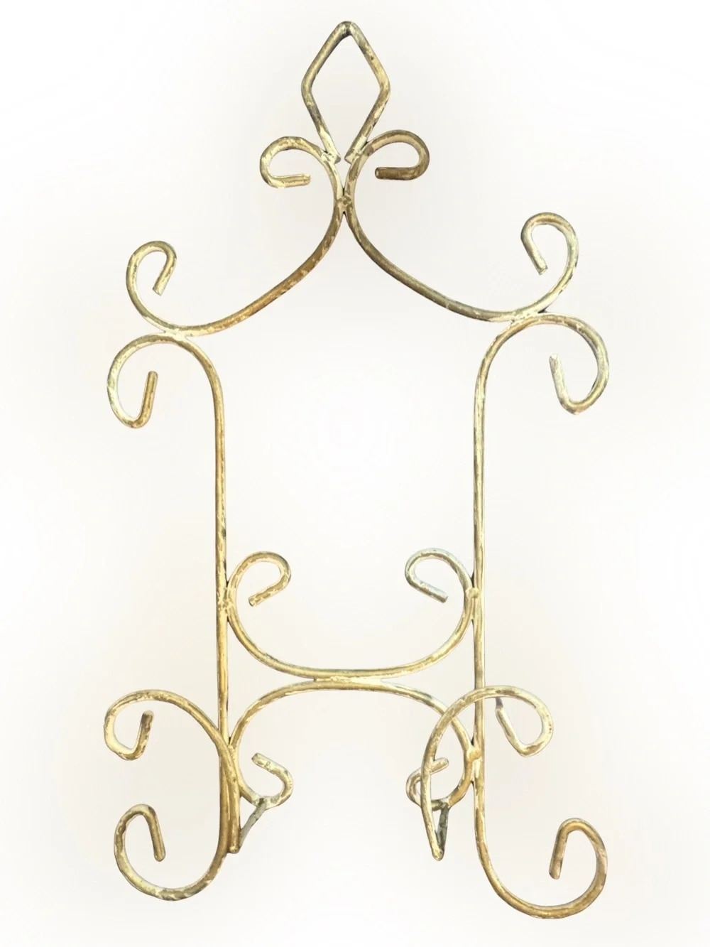 Rustic Decorative Wrought Iron Wallhanging Plate Display- Elegant Scroll Design